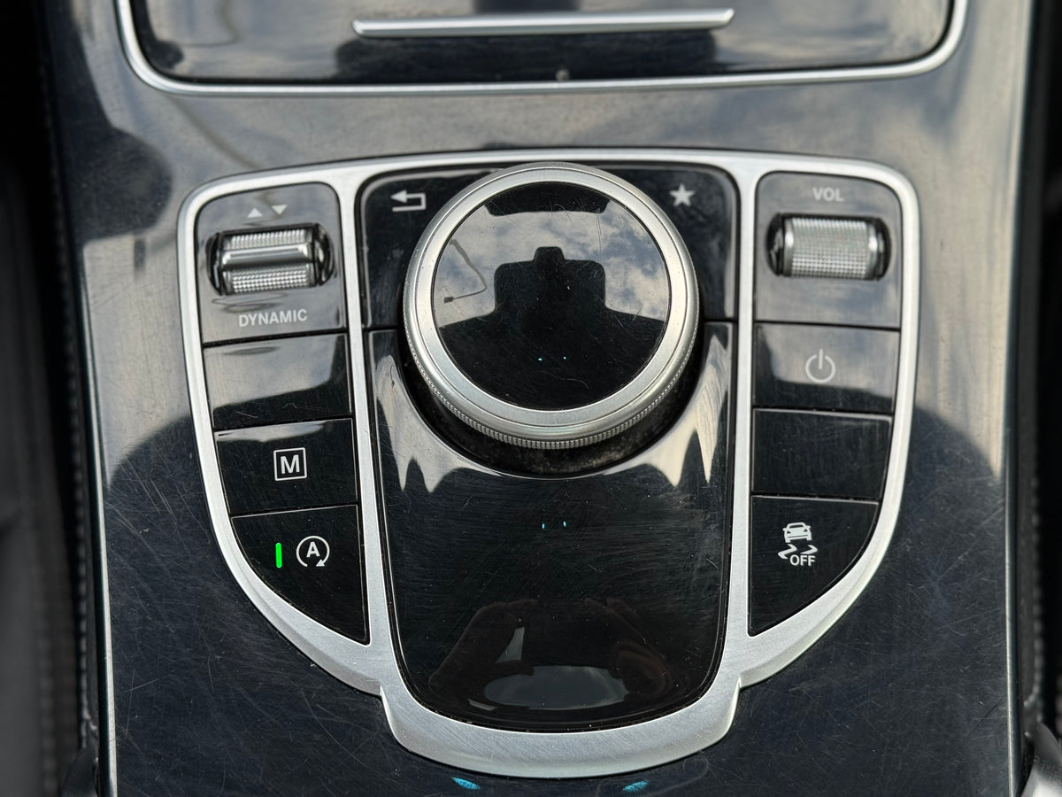 Mercedes GLC220d | 4MATIC – Full Option – Pano – Camera – Trekhaak